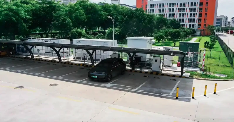 Photovoltaic Battery Charger Photovoltaic Battery Charger